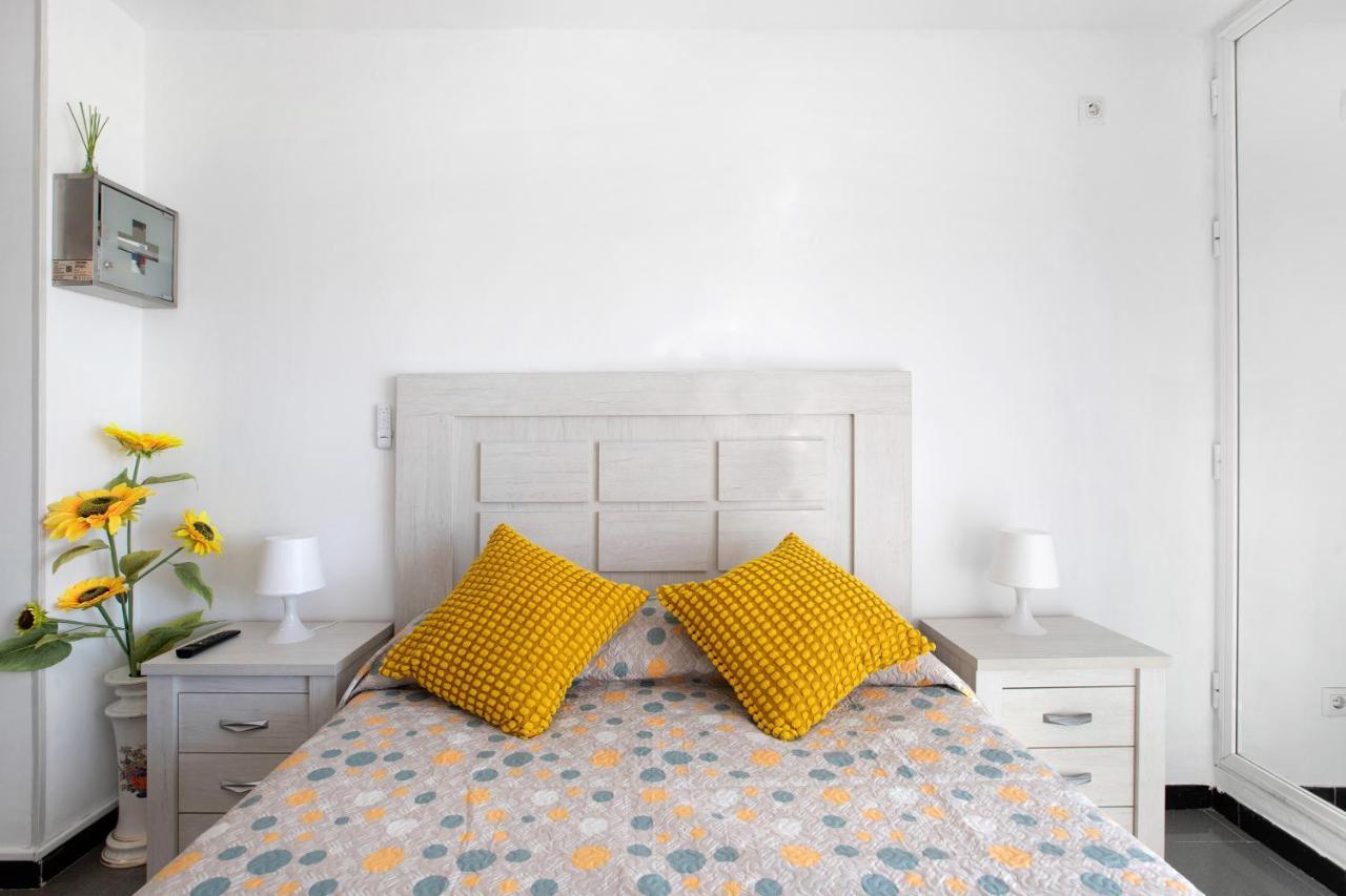 Bulto Carihuela B Apartment Torremolinos Exterior photo