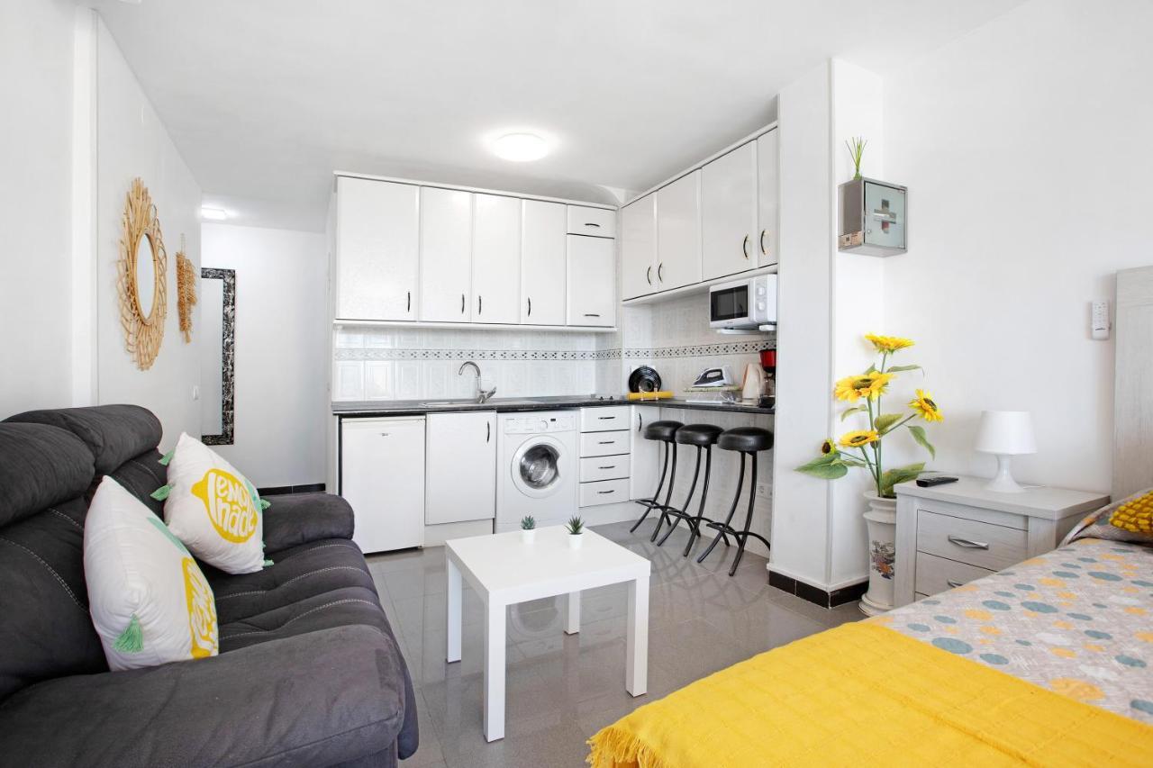 Bulto Carihuela B Apartment Torremolinos Exterior photo